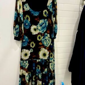 Connected Apparel Black and Blue Long Sleeve Dress